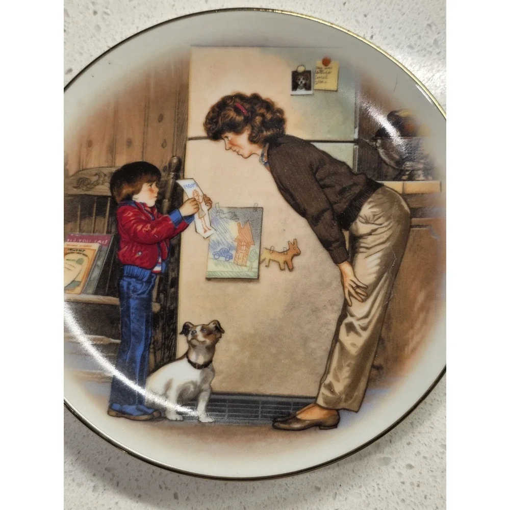 Set of 8 Avon Collectable Plates 1980s